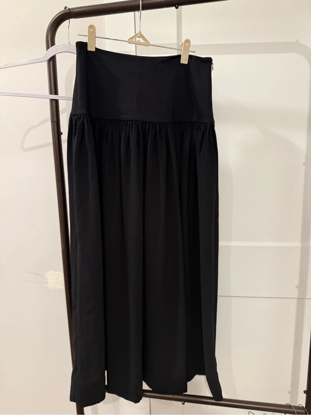 L'ACADEMIE Alexei Midi Skirt in Black - Picture 5 of 6